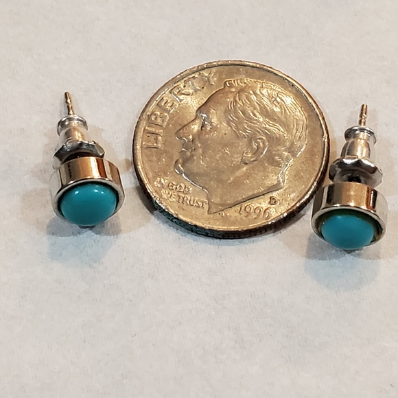 Turquoise Earrings - Picture 1 of 7